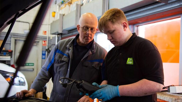 Autotech Academy - Connecting Students, Colleges & The Industry